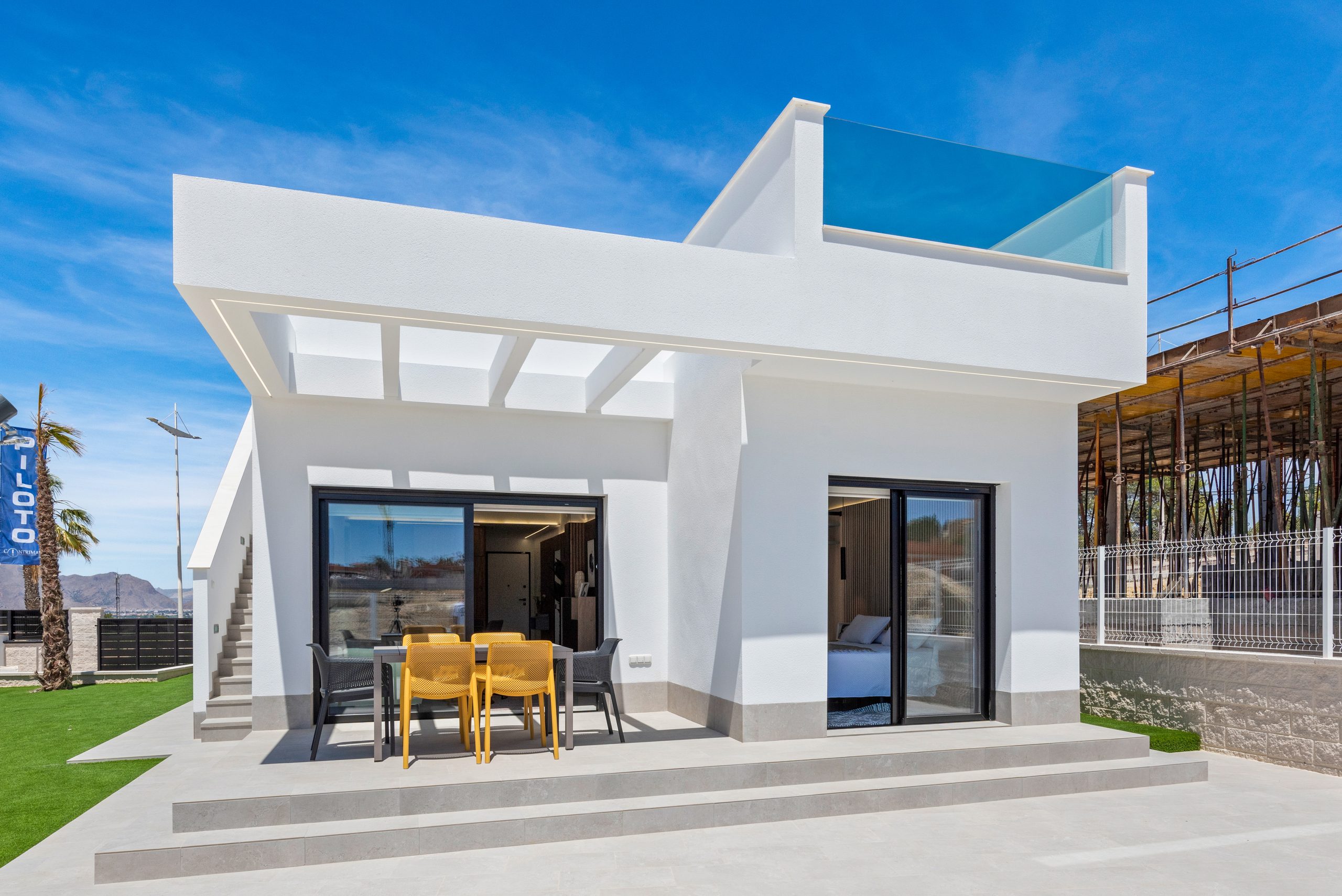Villa met 3 slaapkamers en 2 badkamers / Algorfa