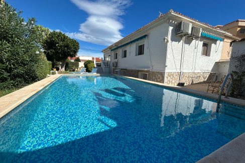 WhatsApp Image 2025-10-22 at 13.29.05