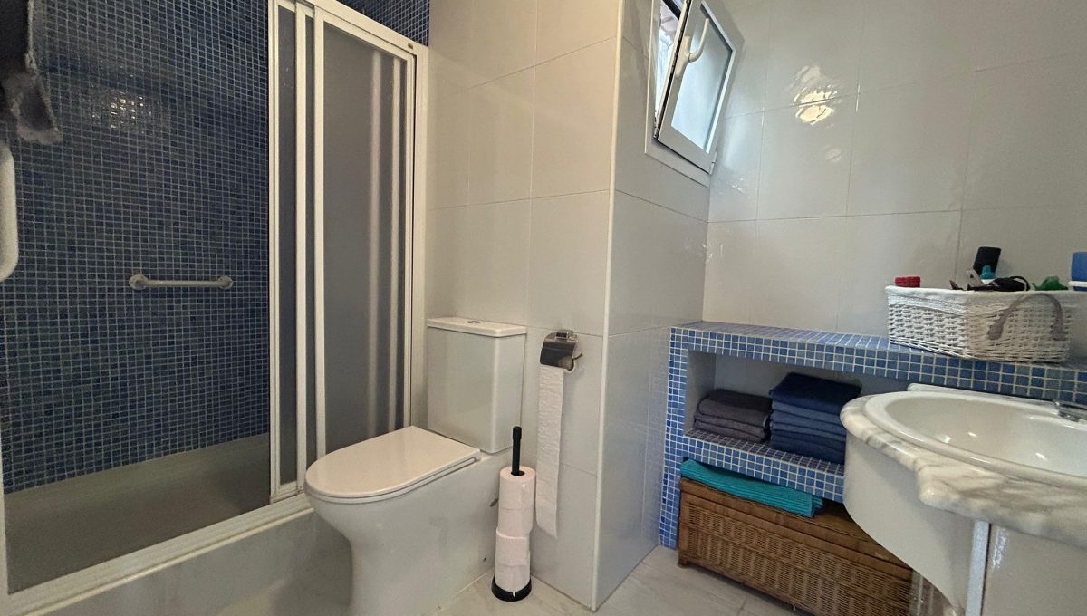 WhatsApp Image 2025-10-22 at 13.34.56