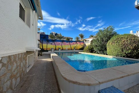 WhatsApp Image 2025-10-22 at 13.36.00 (7)