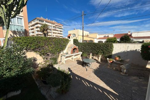 WhatsApp Image 2025-10-22 at 13.53.01 (1)