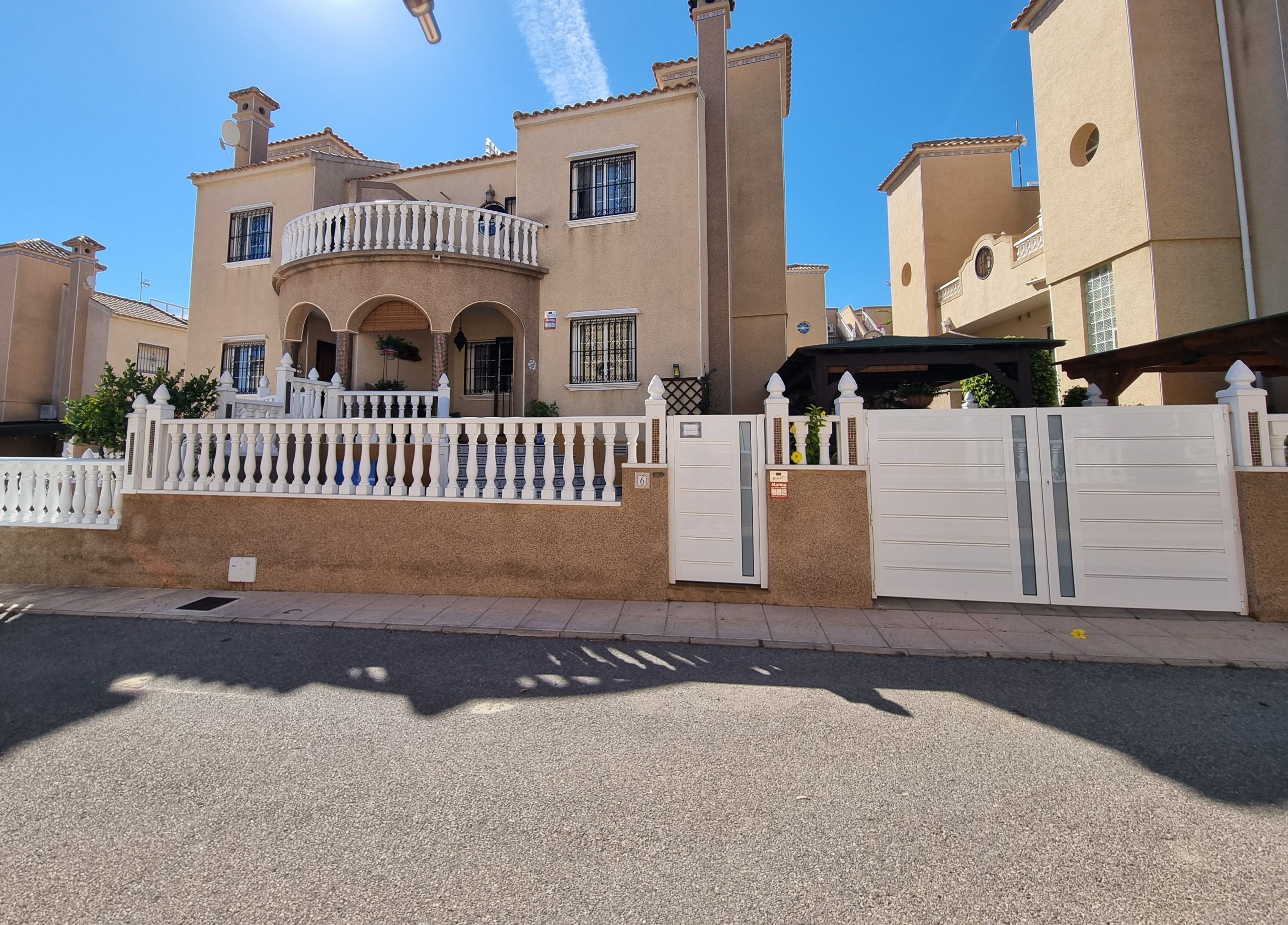 Prachtige Villa in Zodiaca VI  Villamartin